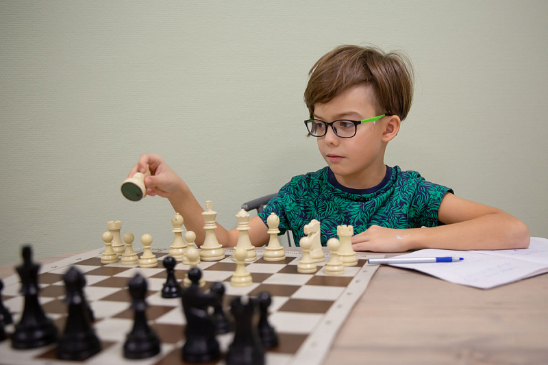 Академия талантов и Федерация шахмат готовят юных шахматистов к победам